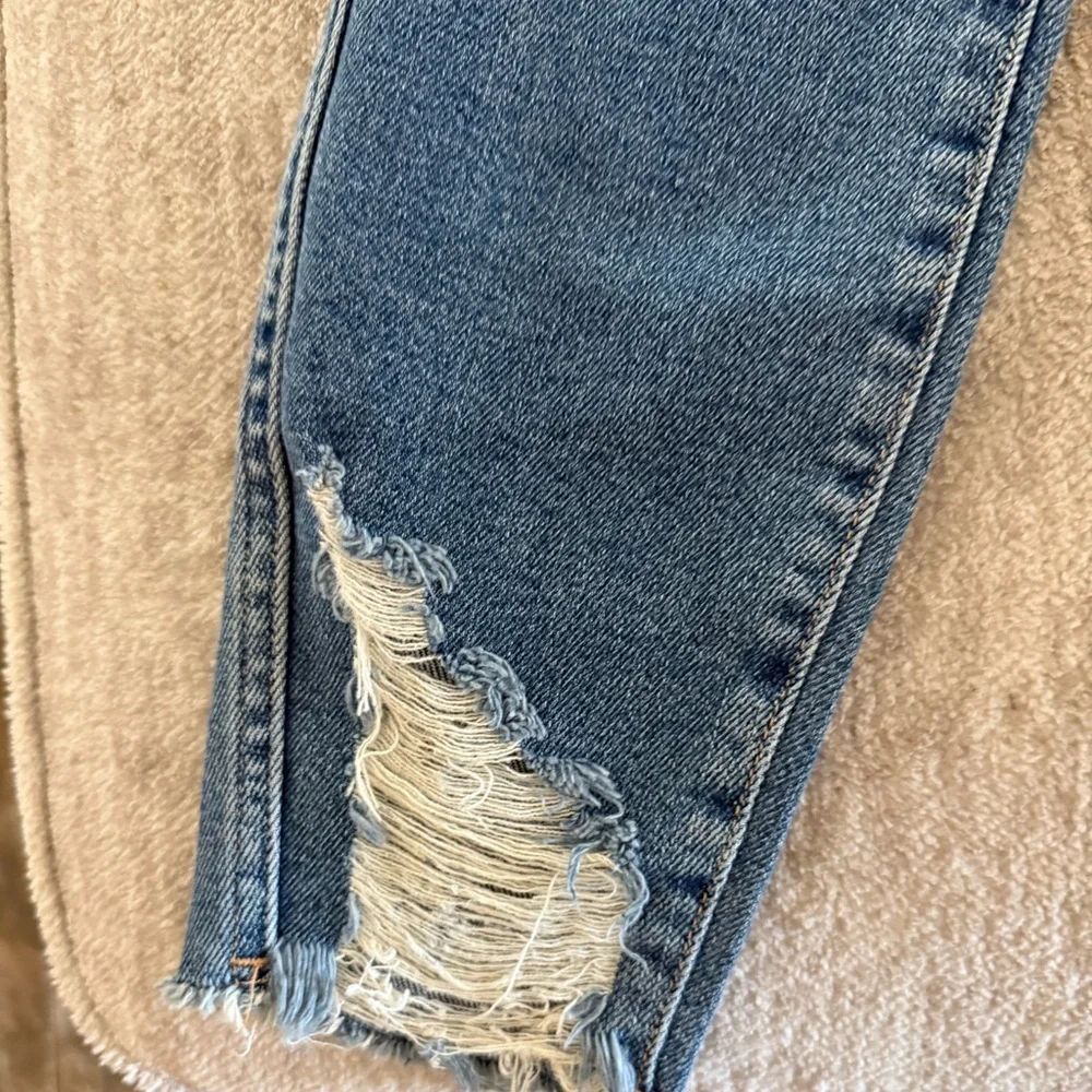 GENTLY WORN - Good American Good Curve Skinny Jeans Size 0/25 - Picture 7 of 7